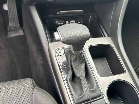 Used 2020 Kia Optima LX image 29