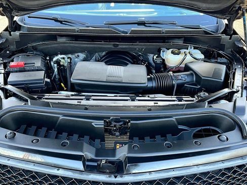 Used 2023 Cadillac Escalade Sport image 9