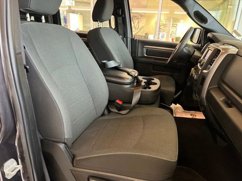 Used 2024 RAM 1500 Classic Warlock AWD/4WD image 31