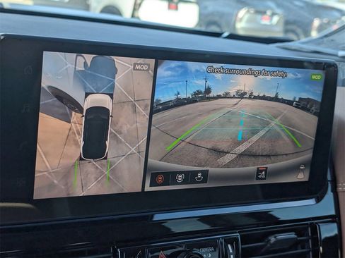 New 2026 Nissan Pathfinder Platinum image 12