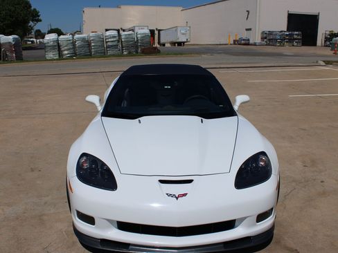 Used 2013 Chevrolet Corvette 427 w/ 1SC Preferred Equipment Group RWD image 26