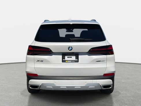 Used 2025 BMW X5 xDrive40i AWD/4WD image 4