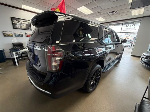 Used 2022 Chevrolet Suburban LT w/ LT Signature Plus Package AWD/4WD image 15