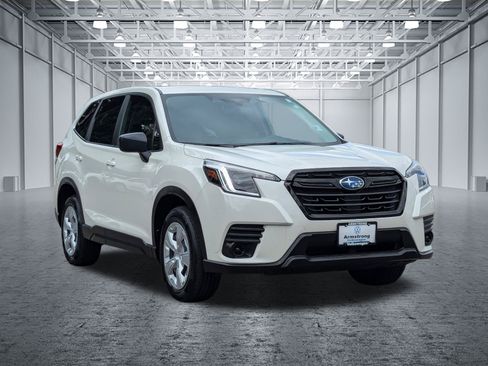 Used 2022 Subaru Forester Limited AWD/4WD image 7