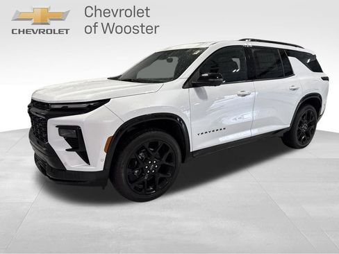 New 2026 Chevrolet Traverse RS w/ LPO, Floor Liner Package image 1