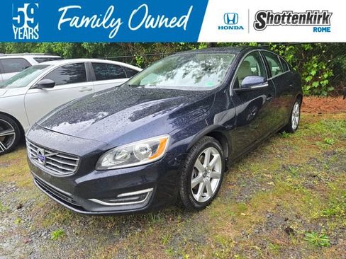 Used 2016 Volvo S60 T5 Premier FWD image 1