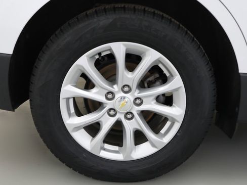Certified 2018 Chevrolet Equinox LT w/ Sun & Infotainment Package AWD/4WD image 25