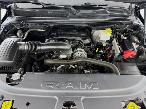 Used 2021 RAM 1500 Big Horn RWD image 29