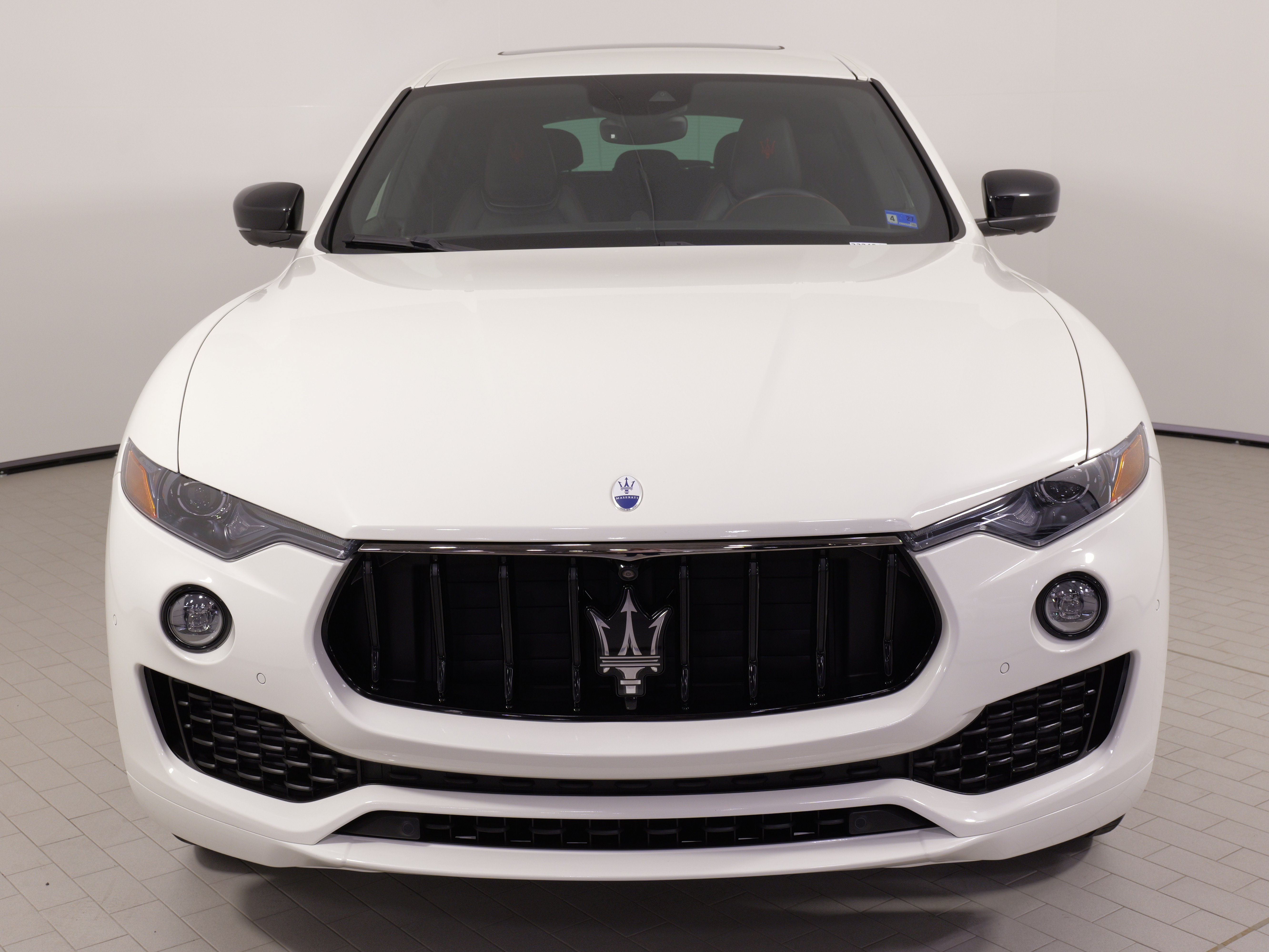 Used 2024 Maserati Levante GT Ultima AWD/4WD image 5