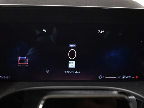 Used 2025 Lincoln Aviator Reserve w/ Equipment Group 201A AWD/4WD image 26