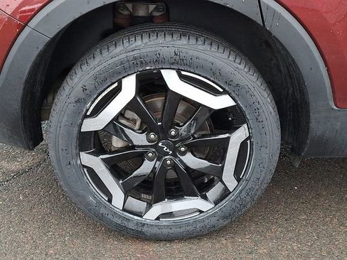 Used 2023 Kia Telluride S AWD/4WD image 8