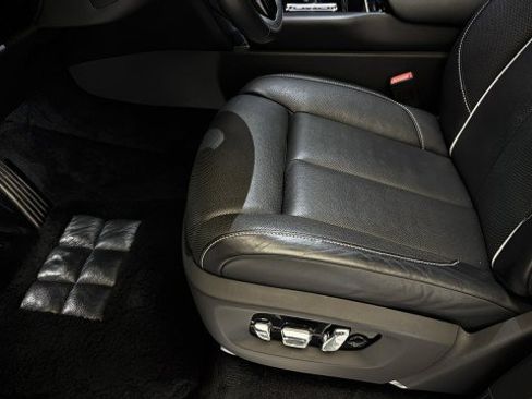 Used 2020 Rolls-Royce Cullinan AWD/4WD image 44
