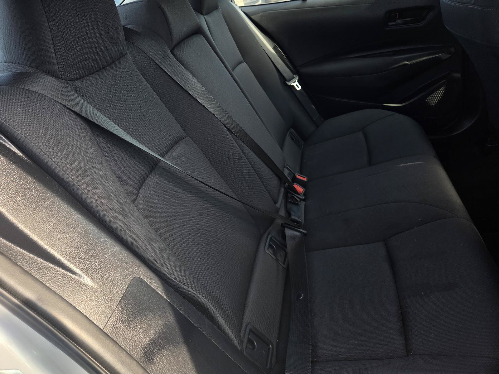 Used 2025 Toyota Corolla LE FWD image 11