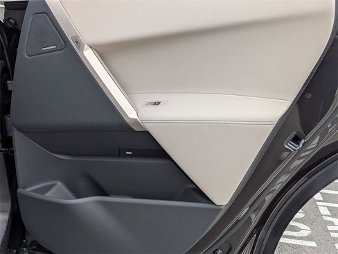 New 2026 BMW iX xDrive45 image 34