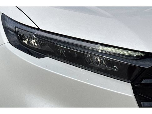 Used 2026 Honda CR-V Sport image 22