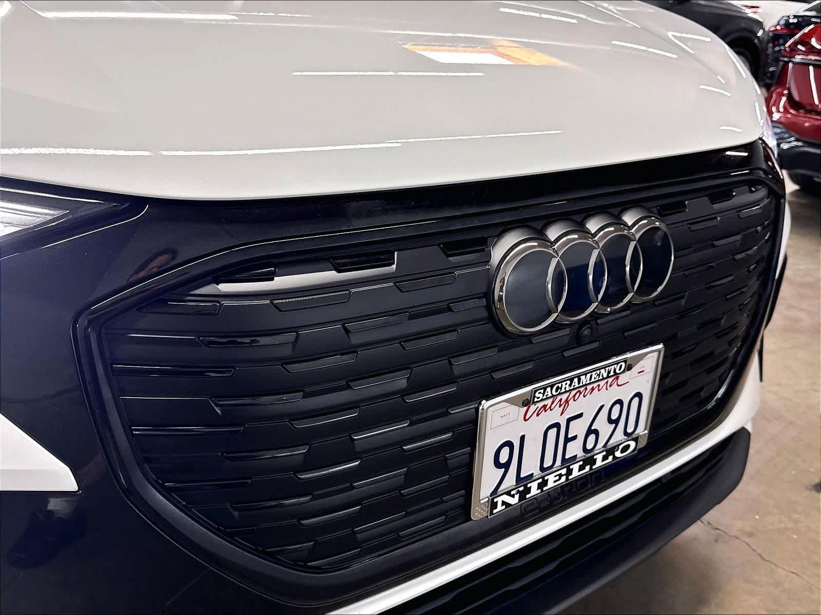 Used 2024 Audi Q4 e-tron Premium Plus w/ Premium Plus AWD/4WD image 31