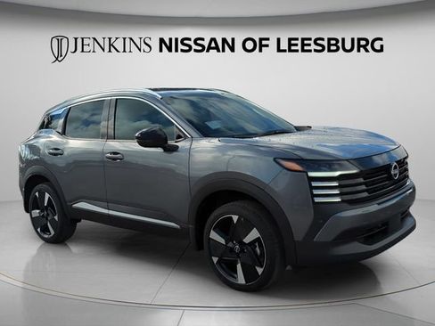 New 2026 Nissan Kicks SR FWD image 11