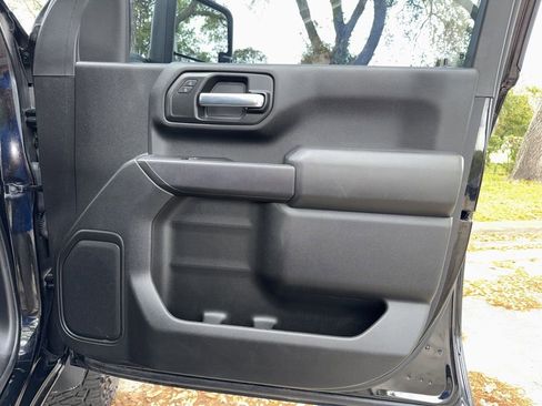 Used 2024 Chevrolet Silverado 2500 Custom w/ Custom Value Package image 23