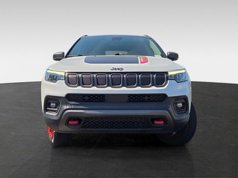 Used 2022 Jeep Compass Trailhawk w/ Trailhawk Elite Group AWD/4WD image 2