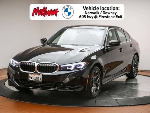 Used 2026 BMW 330i Sedan w/ Premium Package RWD image 1