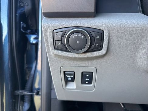 Used 2016 Ford F150 XLT w/ Equipment Group 302A Luxury image 19