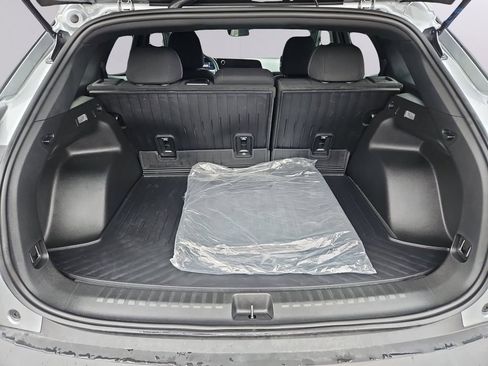 Certified 2025 Chevrolet Blazer EV LT AWD/4WD image 28