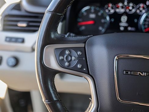 Used 2019 GMC Yukon Denali w/ Open Road Package image 17