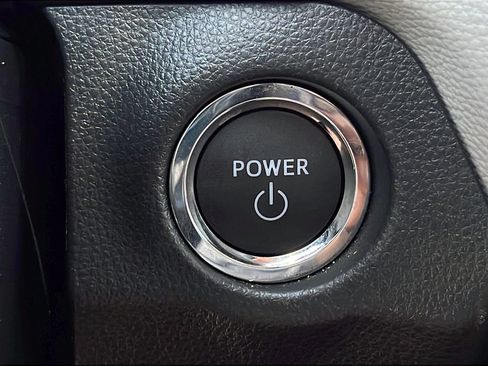 Used 2025 Toyota RAV4 XLE w/ Convenience Package AWD/4WD image 26
