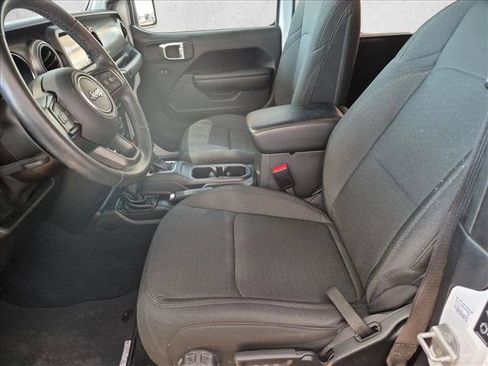 Used 2021 Jeep Wrangler Sport AWD/4WD image 15