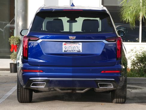 New 2025 Cadillac XT6 Premium Luxury image 4