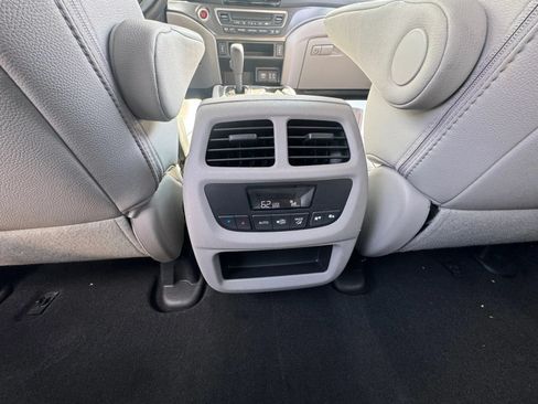Used 2016 Honda Pilot EX-L image 12