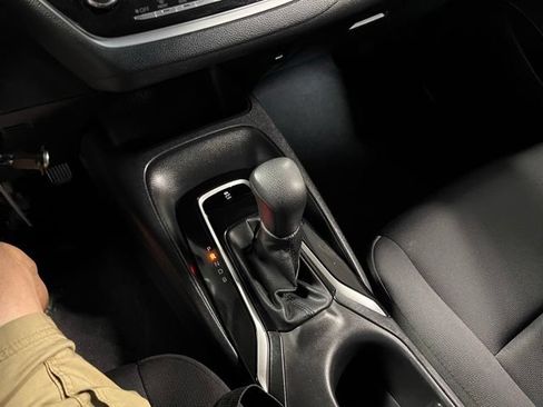 Used 2024 Toyota Corolla LE FWD image 28