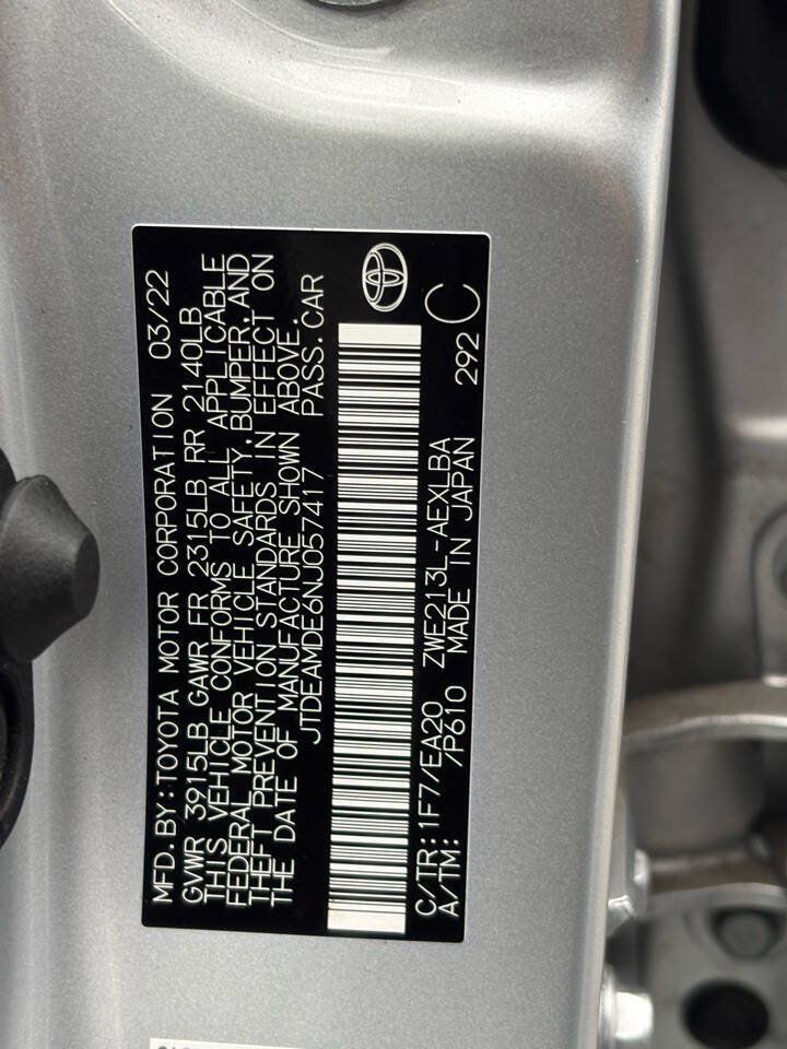 Used 2022 Toyota Corolla LE w/ Premium Interior Package FWD image 11