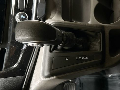 Used 2024 Ford Transit 350 XLT RWD image 19