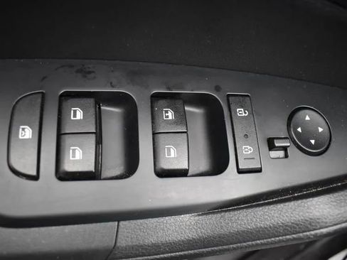 Used 2024 Kia Sportage LX image 22