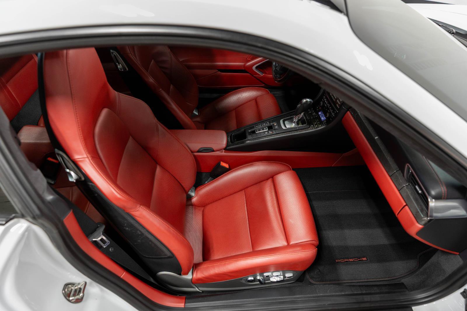 Used 2015 Porsche 911 Turbo S AWD/4WD image 66