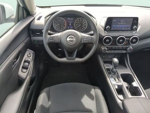 Used 2024 Nissan Sentra S FWD image 27
