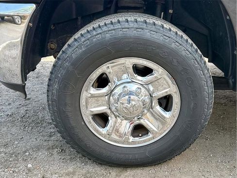 Used 2016 RAM 2500 Tradesman w/ Chrome Appearance Group AWD/4WD image 3