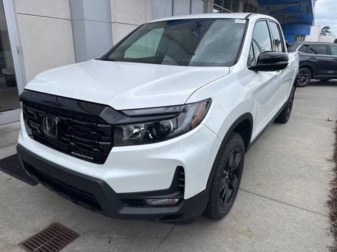 New 2026 Honda Ridgeline Black Edition image 10