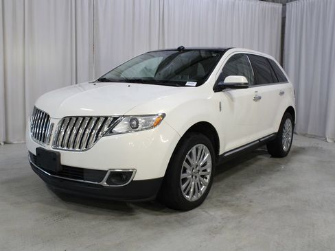 Used 2012 Lincoln MKX AWD image 37