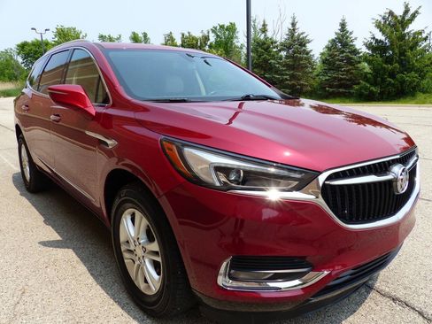 Used 2021 Buick Enclave Essence w/ Sound and Sites Package image 12