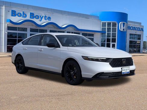 New 2025 Honda Accord SE image 7