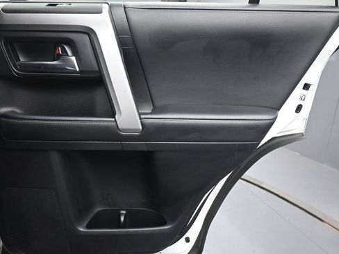 Used 2020 Toyota 4Runner SR5 image 25