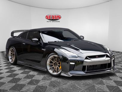 Used 2017 Nissan GT-R Premium w/ Premium Interior Package