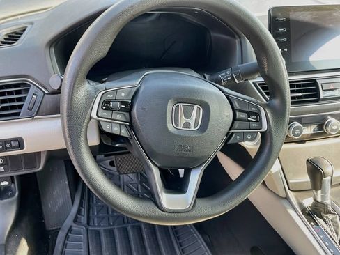 Used 2020 Honda Accord EX image 11