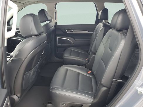 Used 2022 Kia Telluride S FWD image 18