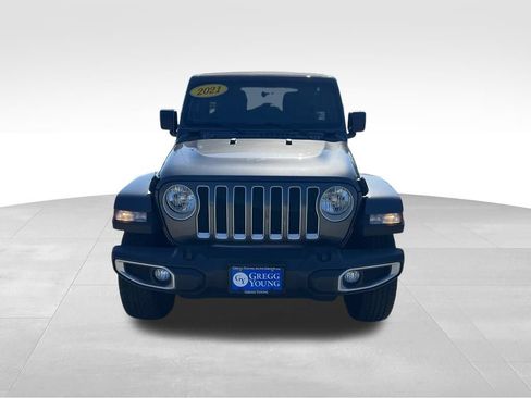 Used 2021 Jeep Wrangler Unlimited Sahara AWD/4WD image 9