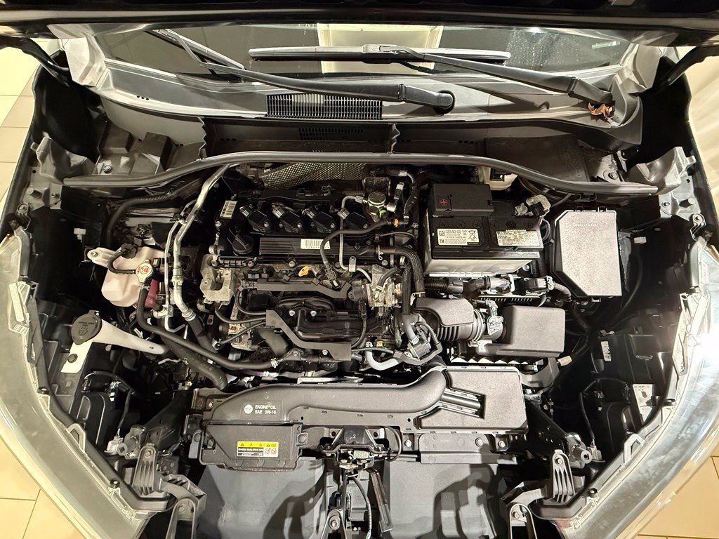 Certified 2023 Toyota Corolla Cross LE w/ Moonroof Package AWD/4WD image 10