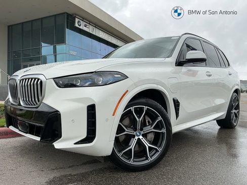 Certified 2025 BMW X5 xDrive50e w/ M Sport Package AWD/4WD image 1