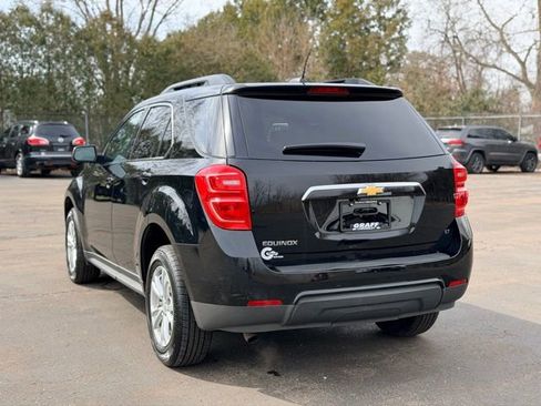Used 2017 Chevrolet Equinox LT w/ Convenience Package image 5